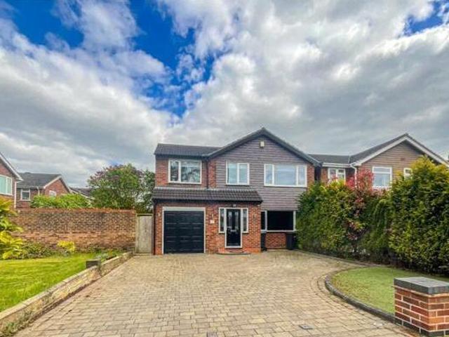 House for sale in Sutton Coldfield, West Midlands