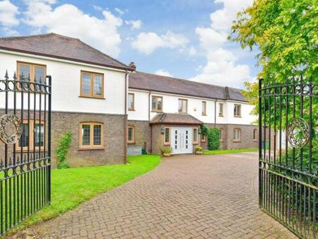 House for sale in Lyons, Greater London