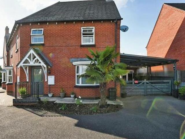 House for sale in Egginton, East Midlands