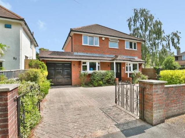 Farm for sale in Pokesdown, Bournemouth