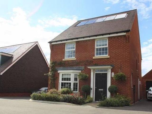 House for sale in Hampshire