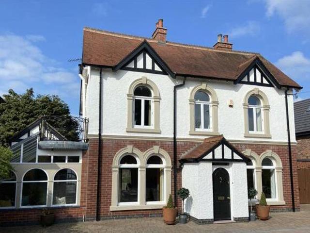 House for sale in East Midlands