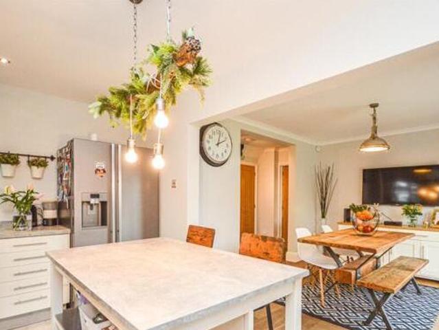 House for sale in Swindon