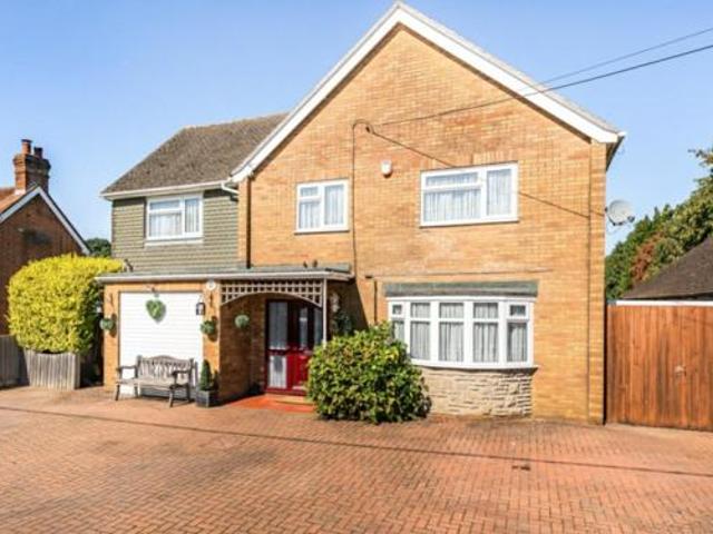House for sale in Tadley, Priest Down