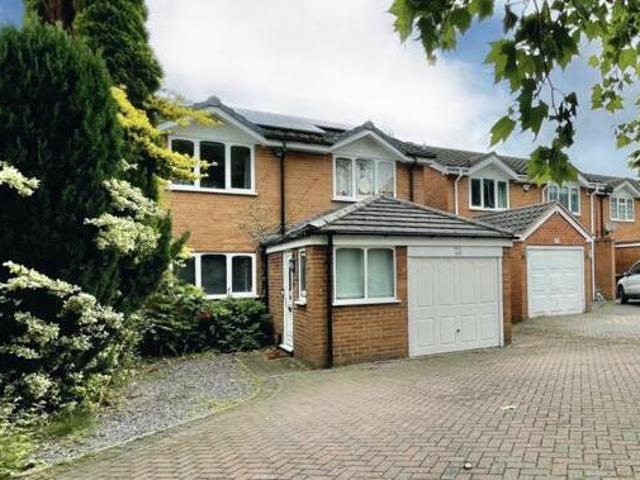 House for sale in Stonydelph, Kettlebrook