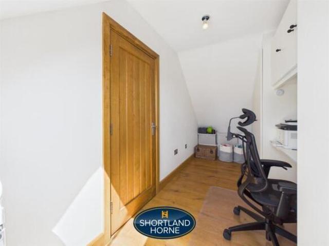 Farm for sale in Keresley, West Midlands