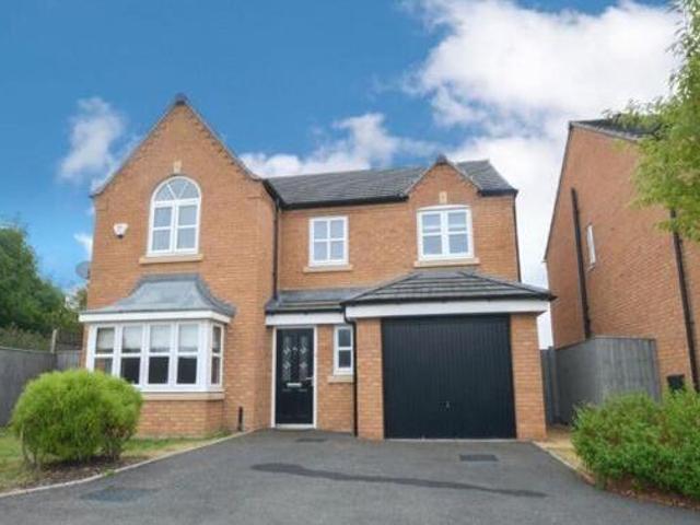 House for sale in Two Gates, Tamworth