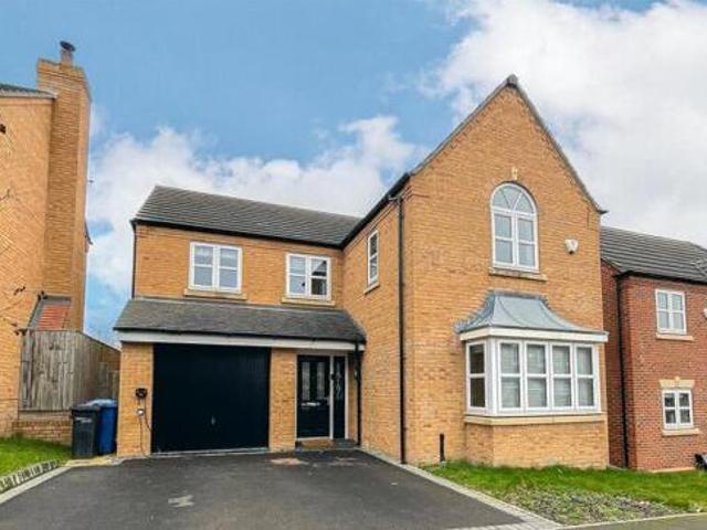 House for sale in Kettlebrook, Staffordshire