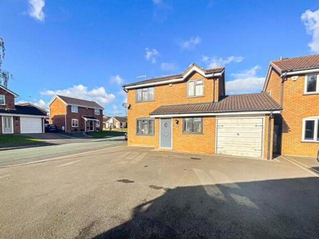 House for sale in Kettlebrook, Staffordshire