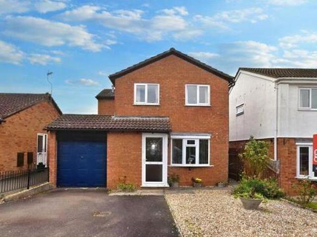 House for sale in Dowslands, Taunton