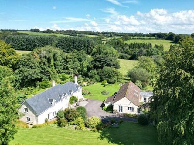 House for sale in Rumwell, Somerset