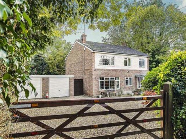 House for sale in The Slade, Oxfordshire