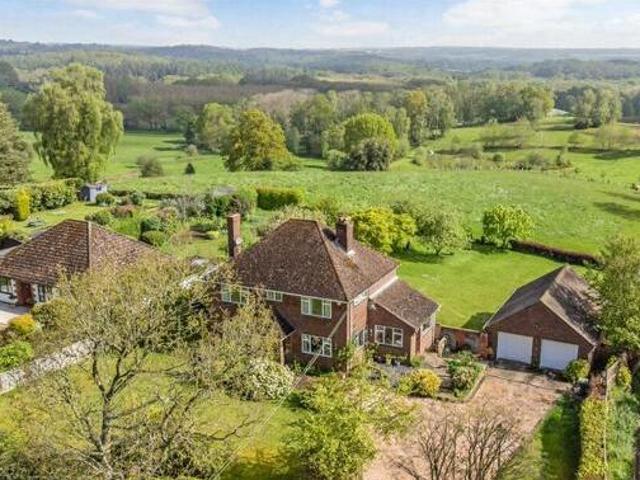House for sale in Thatcham, West Berkshire