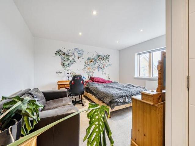 Farm for sale in Enfield, Greater London