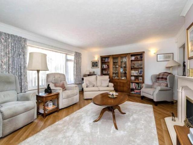 Farm for sale in Hales Place, The Bridge