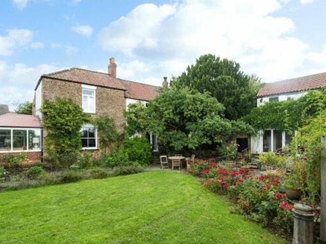 House for sale in Thirsk, North Yorkshire