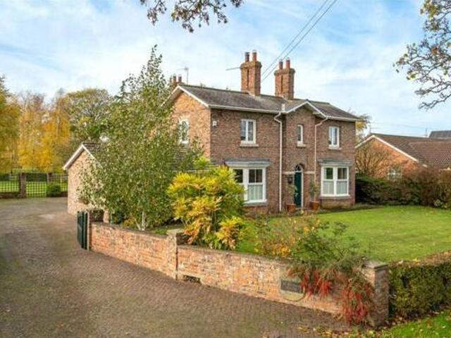 House for sale in Thirsk, North Yorkshire