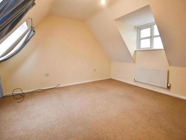 Farm for sale in Bransholme, Hull