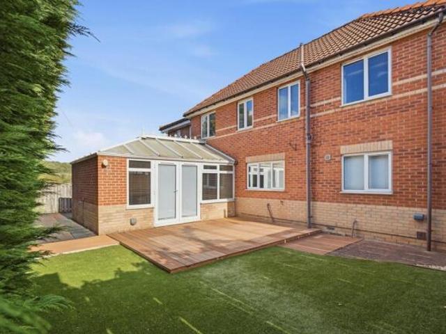 Farm for sale in Chapeltown, Leeds