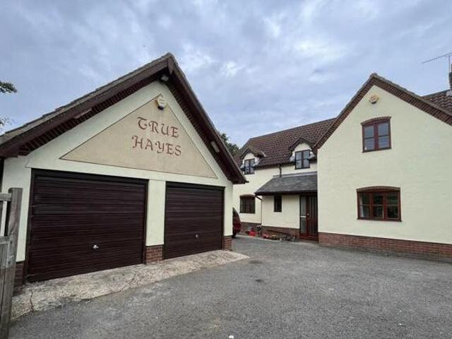 House for sale in Lyons, Greater London