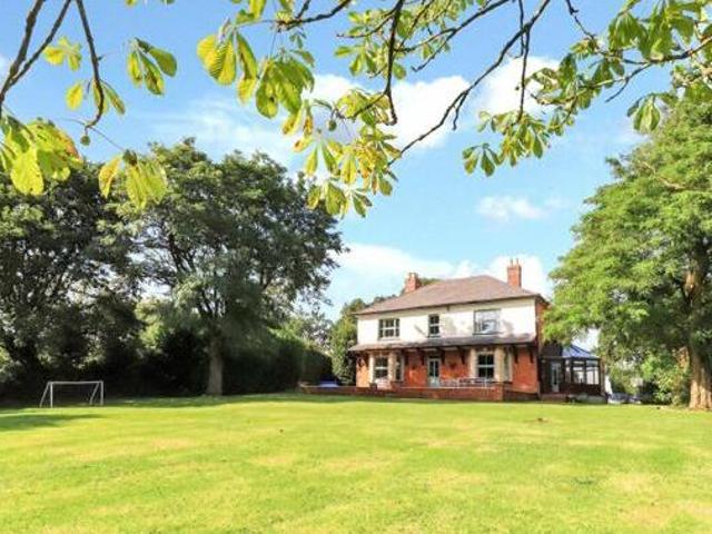 House for sale in Newton St Cyres, Devon