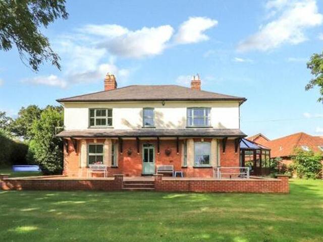 House for sale in Newton St Cyres, Devon