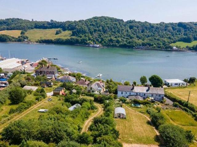 House for sale in Torpoint, Cornwall