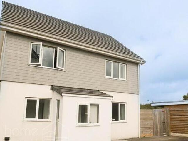 House for sale in Mount Ambrose, Cornwall