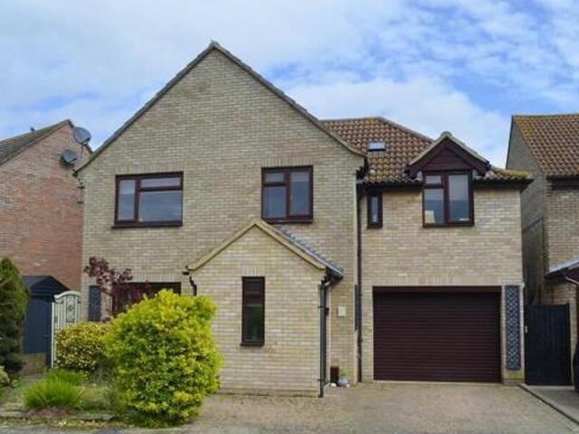House for sale in Felixstowe, Suffolk