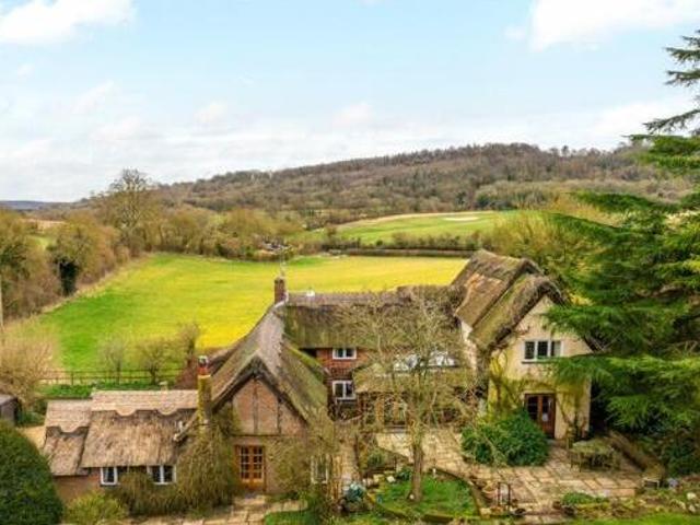 House for sale in Tring, Dacorum