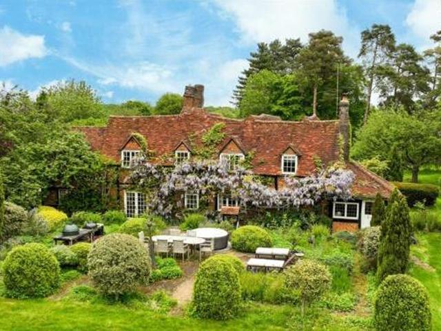 House for sale in Pouchen End, Hertfordshire