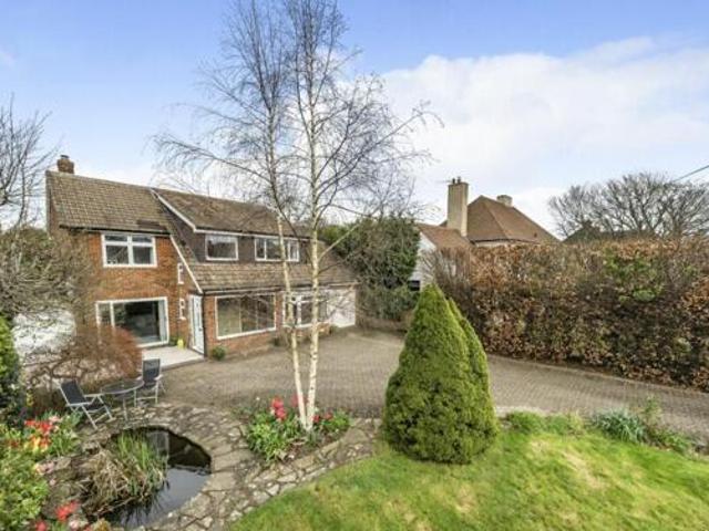 House for sale in Hawkenbury, Sandown Park