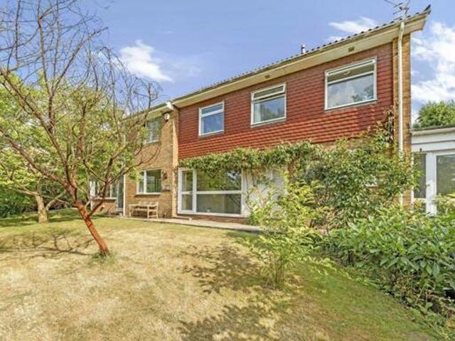House for sale in Broadwater Down, Sandown Park
