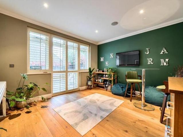 Farm for sale in London Borough of Bromley, Greater London