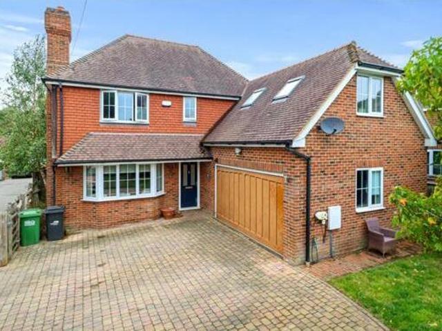 House for sale in Uckfield, Cross In Hand