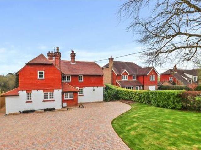 House for sale in Uckfield, Cross In Hand