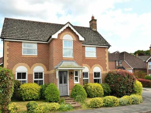 House for sale in Uckfield, Cross In Hand