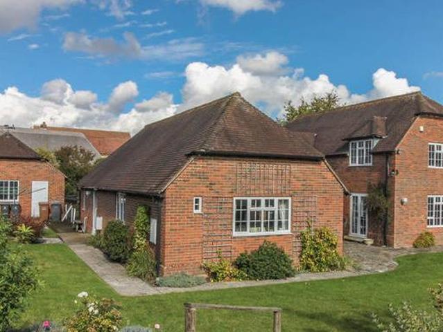 House for sale in Hampshire
