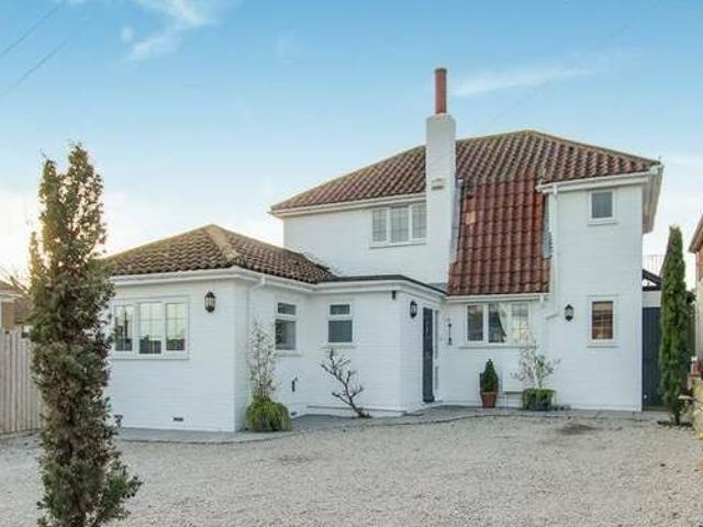 House for rent in West Sussex
