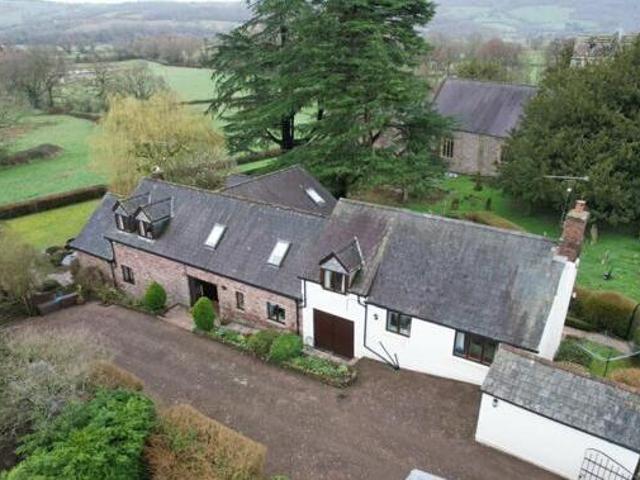 House for sale in Llanbadoc, Wales