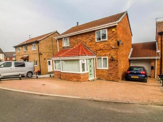 House for sale in Amazon Gateshead, Gateshead