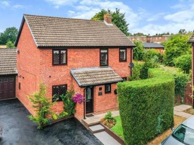 House for rent in Lyons, Greater London