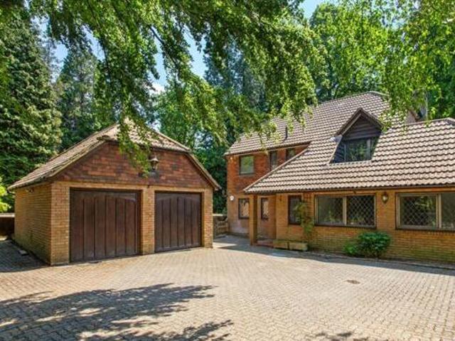 House for sale in Row Town, Surrey