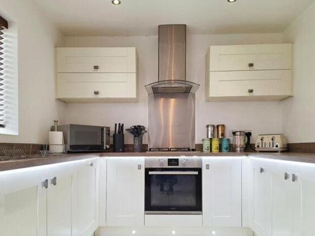 House for sale in Crofton, West Yorkshire