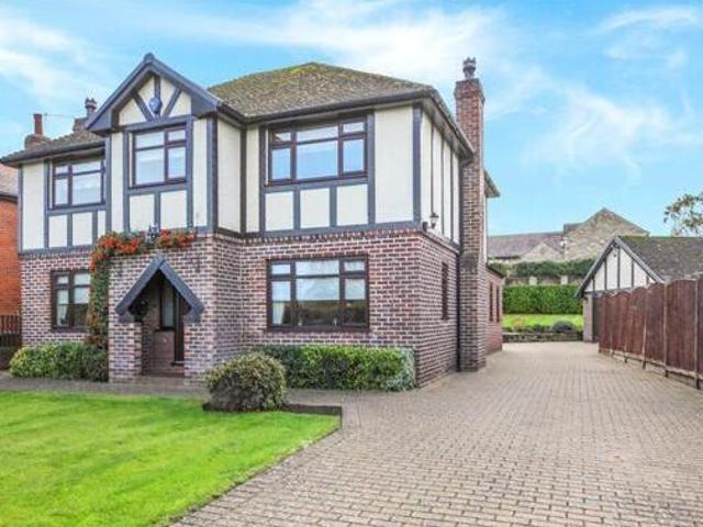 House for sale in West Yorkshire