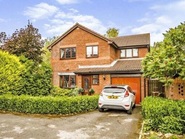 House for sale in Walton, West Yorkshire