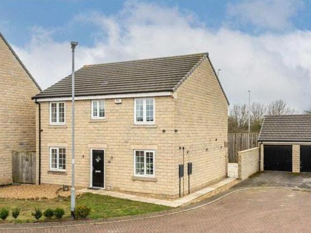 House for sale in Newton Hill, Wakefield