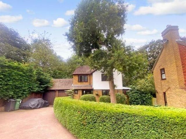 House for sale in Chatham Docks, Chatham