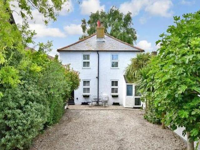 House for sale in Ash, Kent