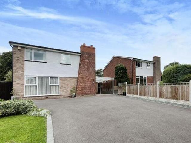 House for sale in Walmley, Birmingham